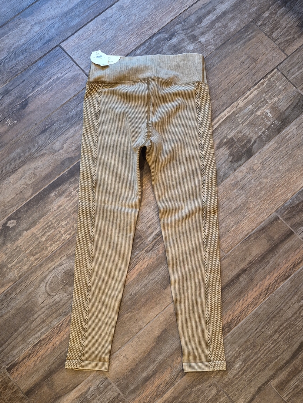 XS/S Offline Aerie Mustard Tan Ribbed Braided Detail Long Sleeve Top & Leggings - Picture 16 of 16
